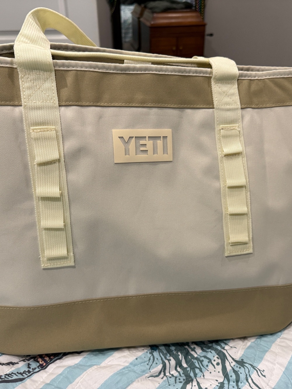 Yeti Camino 35 - NEW - Taupe